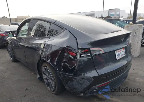 2024 Tesla Model Y Long Range Dual Motor All-Wheel Drive/Rwd from USA, damaged, VIN 7SAYGDED0RF129567